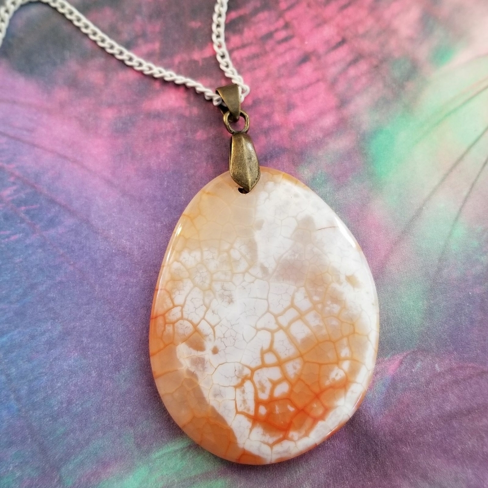 Peach agate white necklace gold tone stone